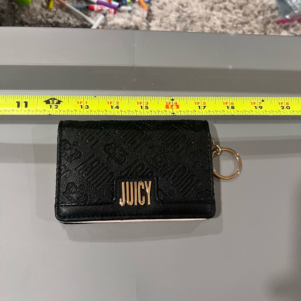 Juicy Couture Cream Card Holder with Crown Pattern